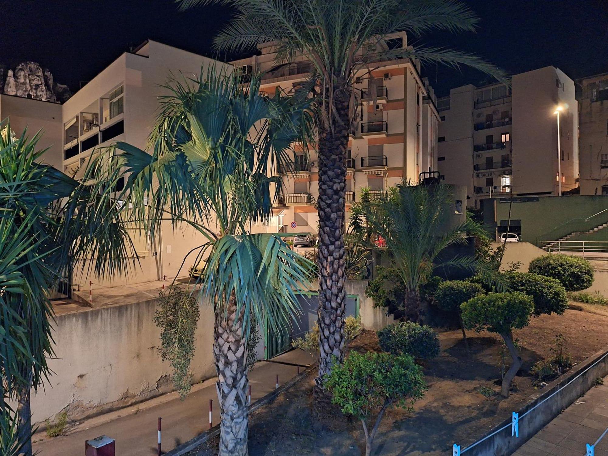 Maria'S - Free Parking Area, No Ztl Apartment Cefalu Exterior photo