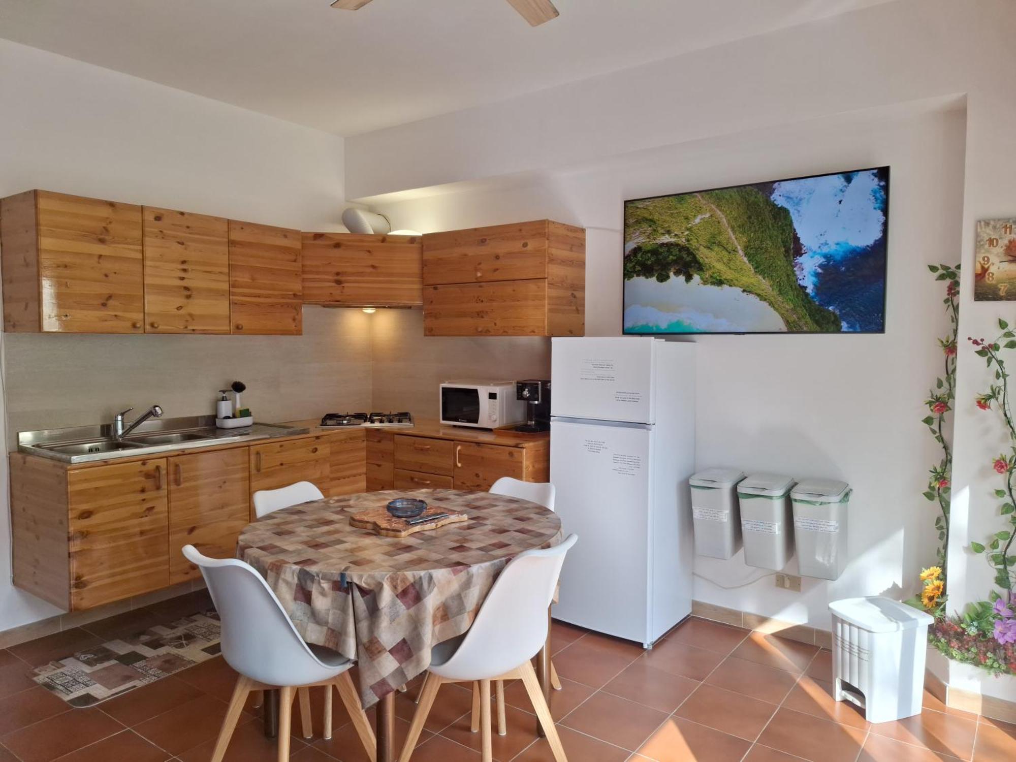 Maria'S - Free Parking Area, No Ztl Apartment Cefalu Exterior photo