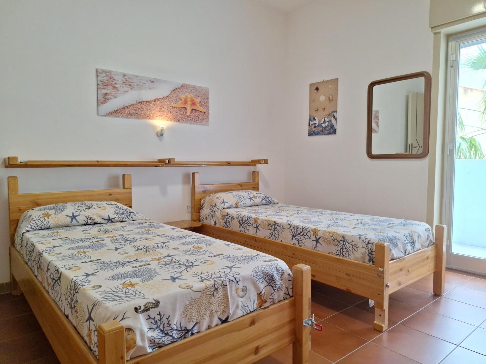Maria'S - Free Parking Area, No Ztl Apartment Cefalu Exterior photo